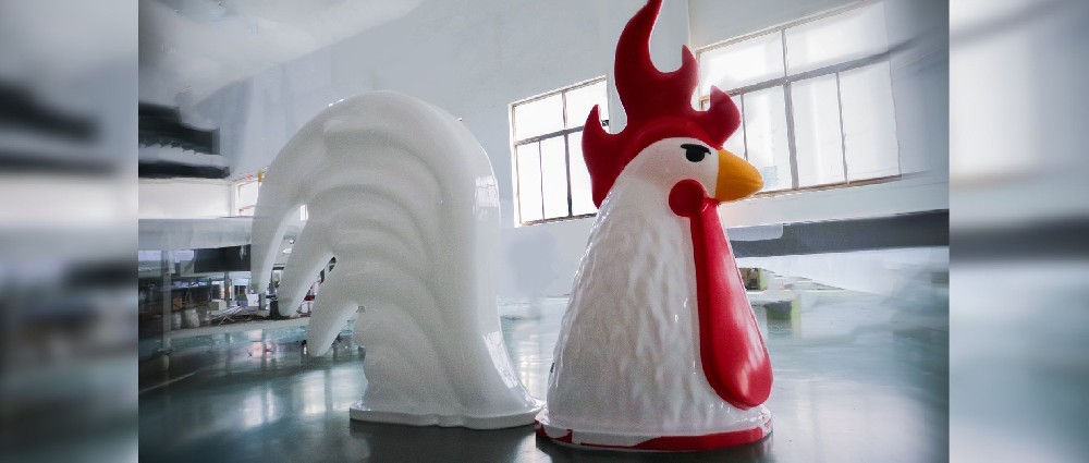 顶盛体育项目案例—大型异型公鸡造型制作